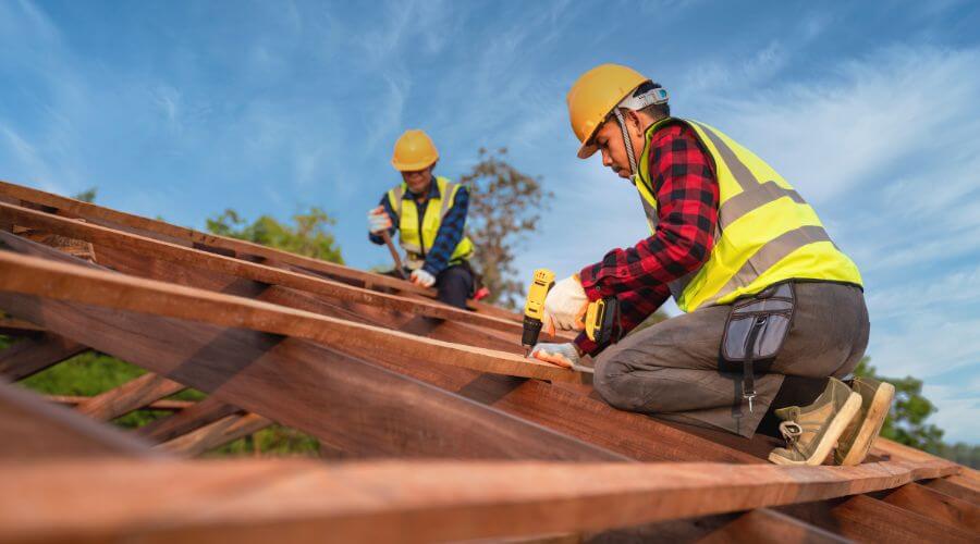 Professional Flat Roofing Installation services in Lee, NH